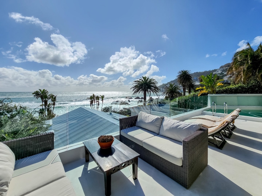 To Let 4 Bedroom Property for Rent in Clifton Western Cape